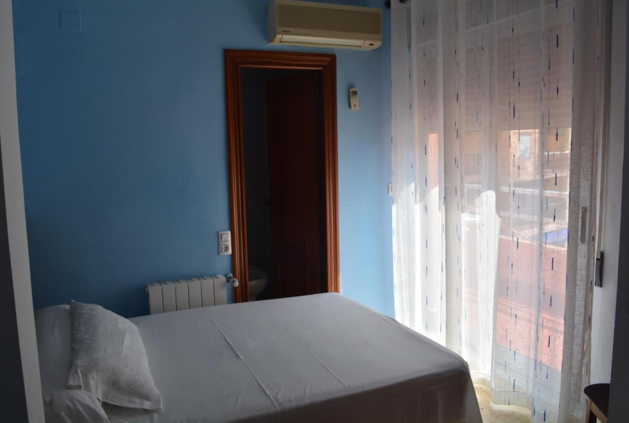 Hotel L'Escala Кулера Екстериор снимка